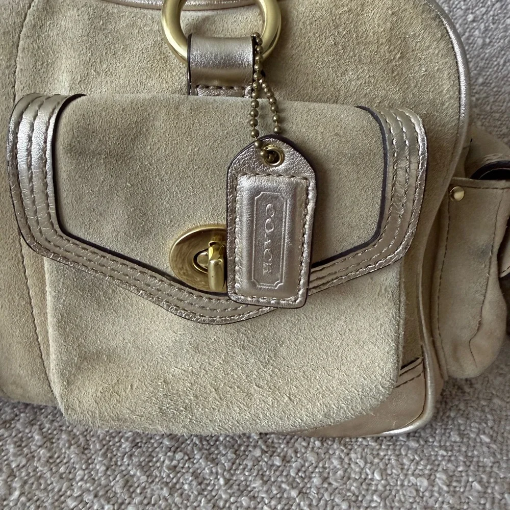Vintage Coach Beige and Silver Suede Satchel - Picture 3 of 15